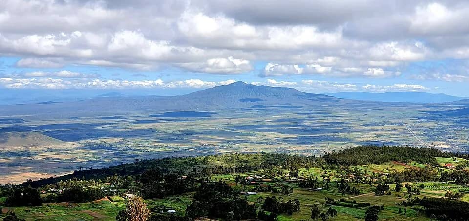 Mount Longonot seen from the highway crossing the Rift Valley floor